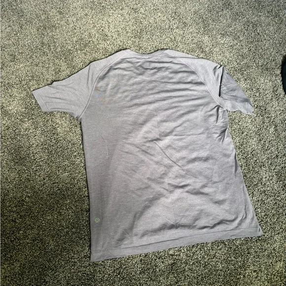 Lululemon shirt, light purple/grey.  Medium - Picture 2 of 2